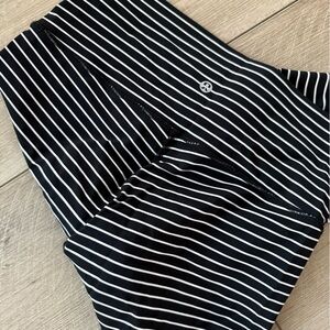 lululemon athletica Black and White Striped  Wunder Under Leggings